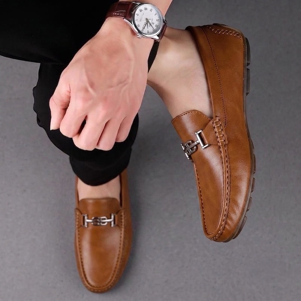 M011764 loafer shoes