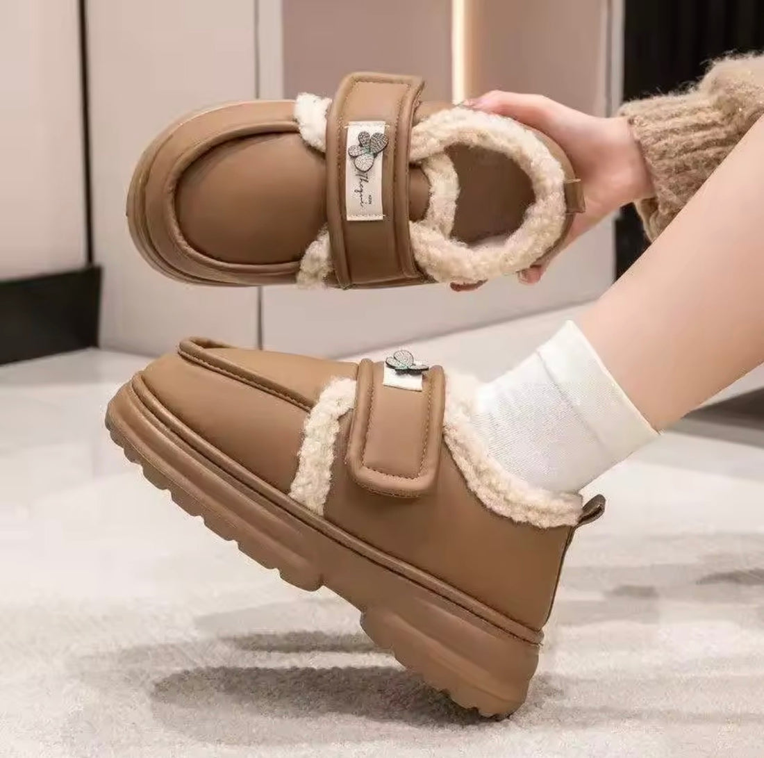 M0940 soft shoes