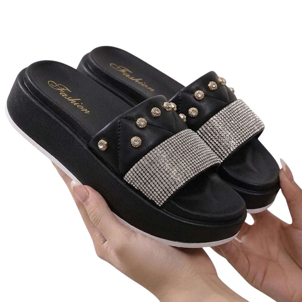 M011869 slipper