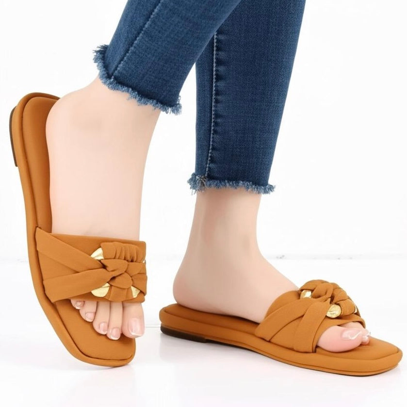 M0557 comfy slipper