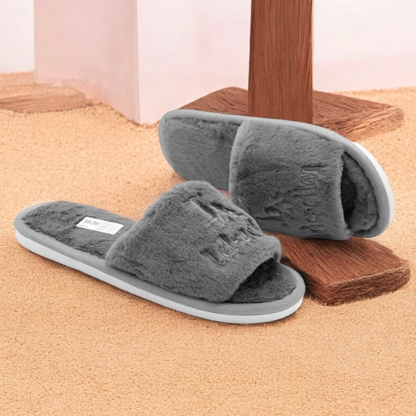 Comfy fur slipper