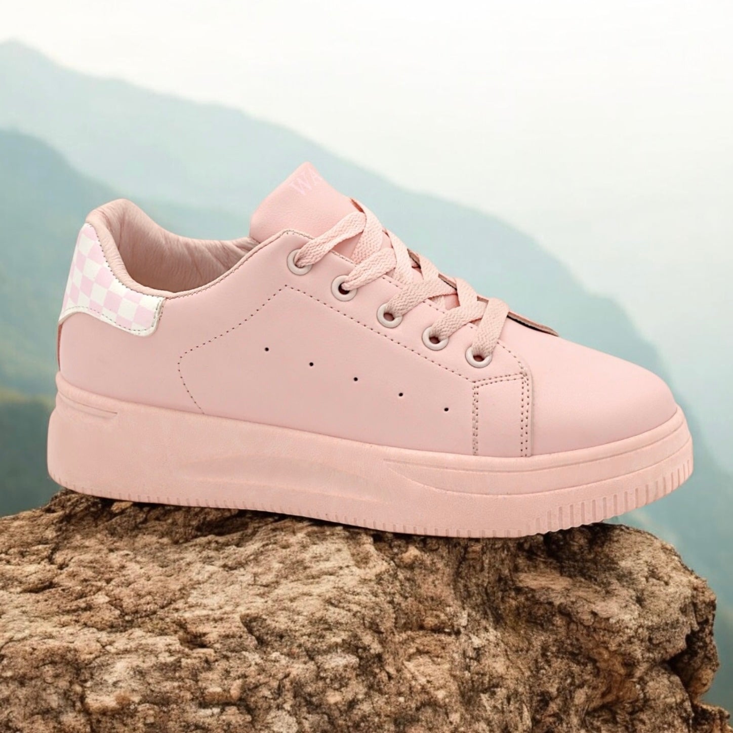 hldA207 sneaker