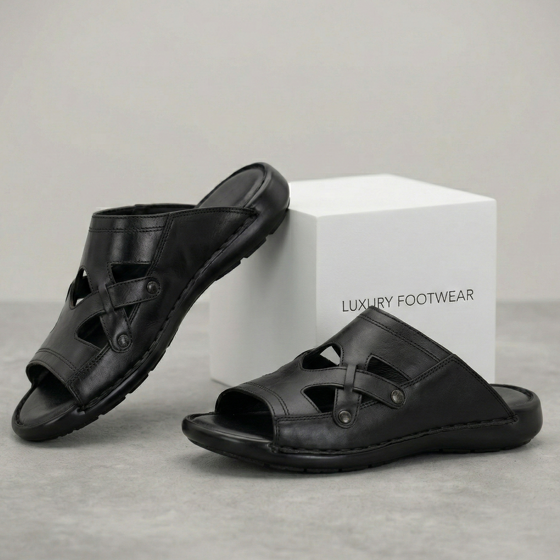 Men02 leather slipper