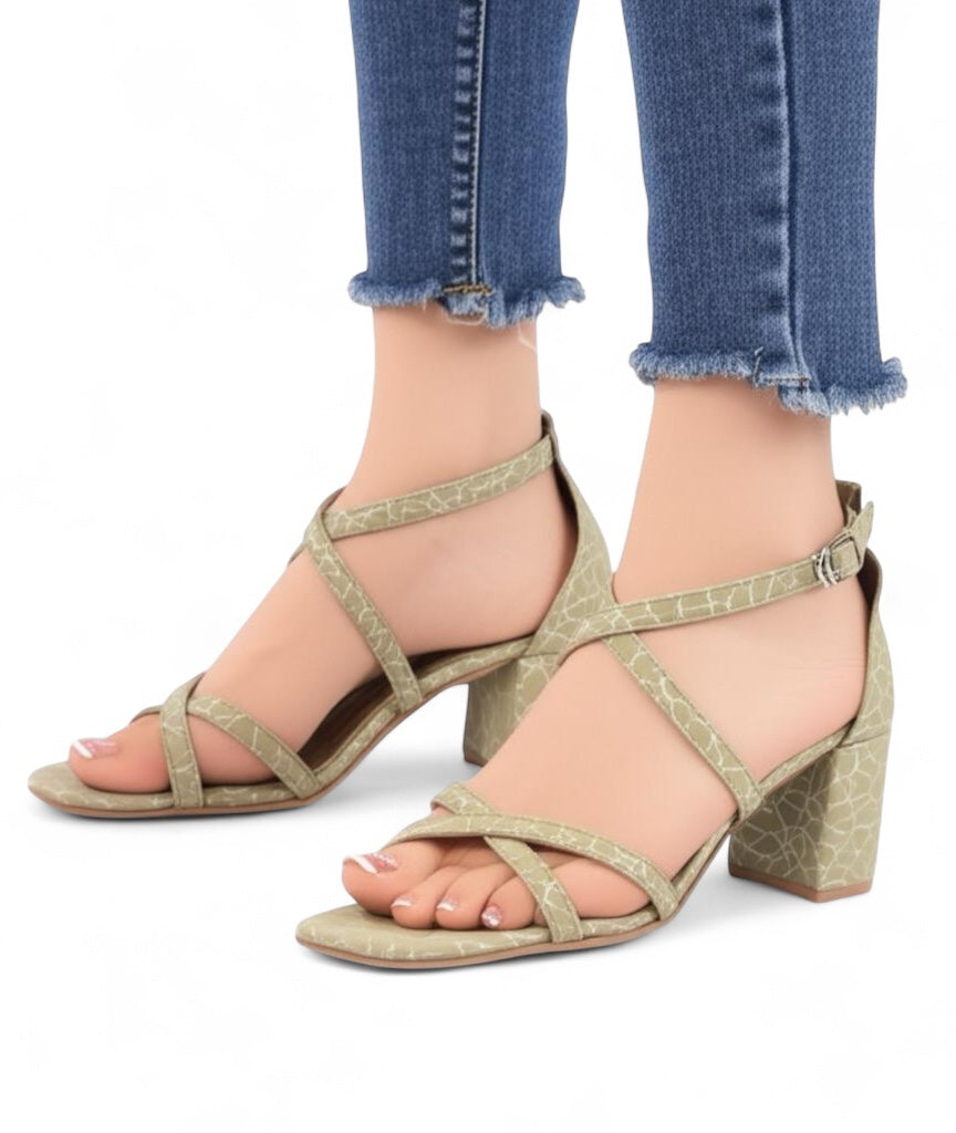 Cross strap heel