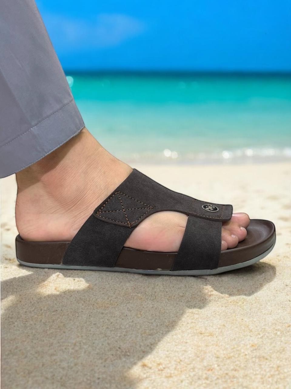 M0684 men slipper