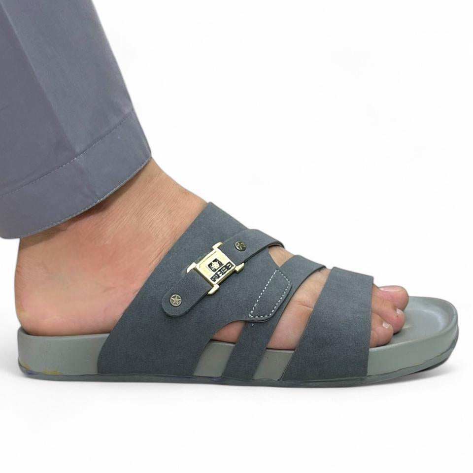 M0683 men slipper