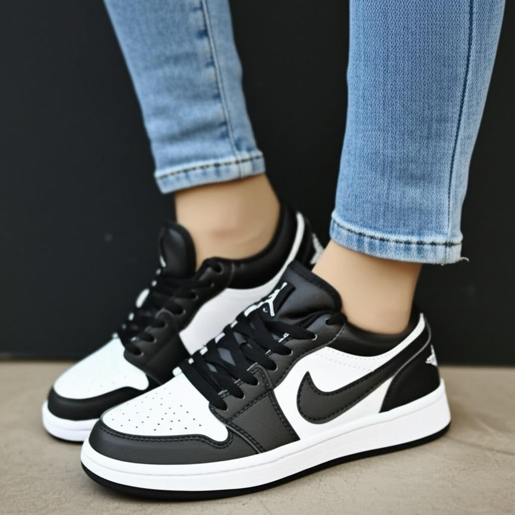 Tk0223 tick sneaker
