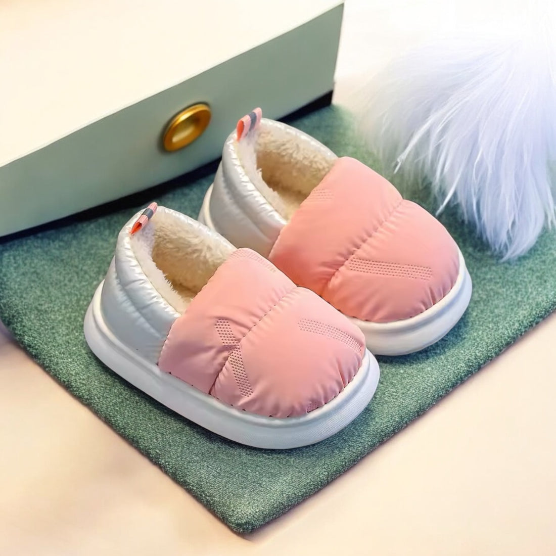 Kids fur shoes