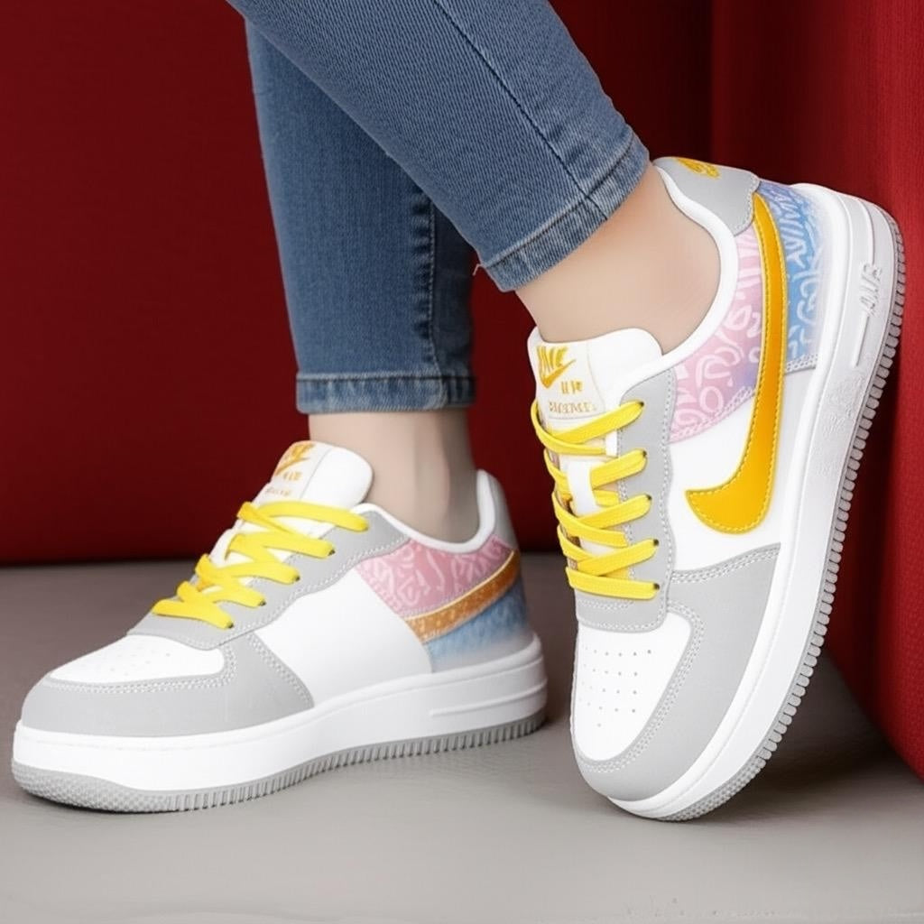 M0351 tick sneaker