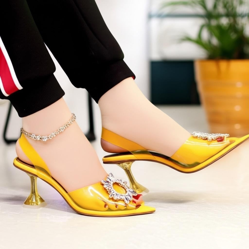 Transparent sun heel