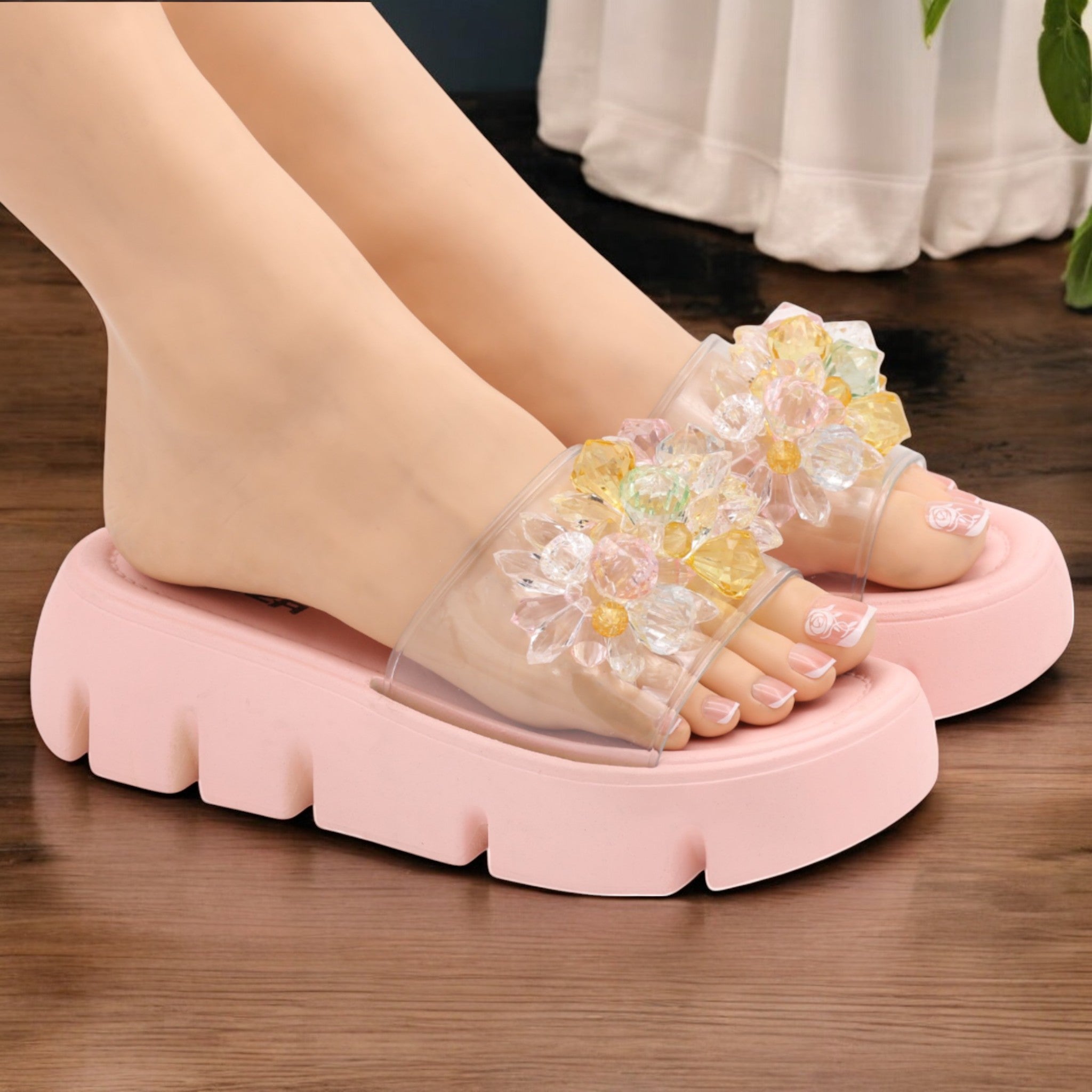 Transparent pearl slipper