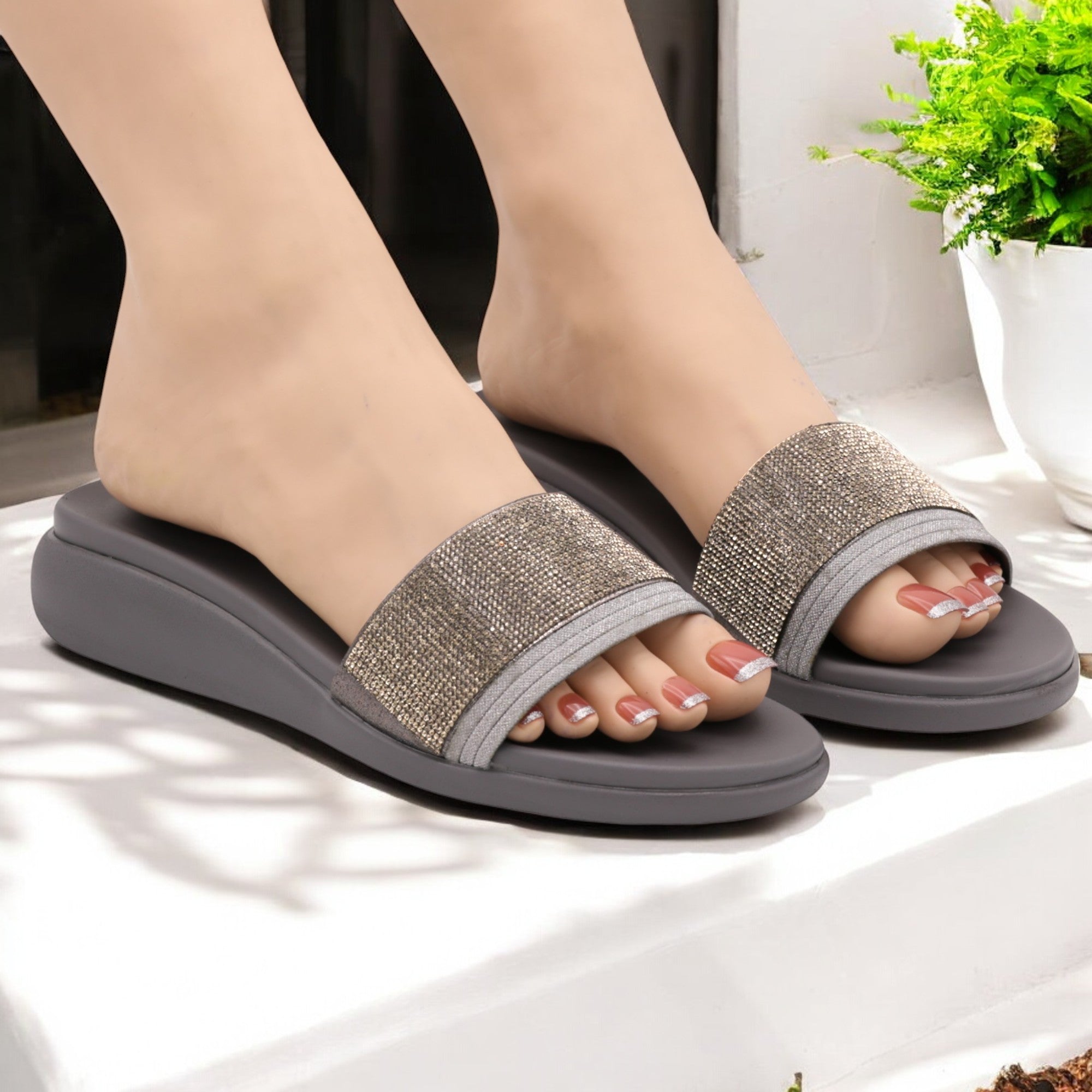 M0576 pearl slipper