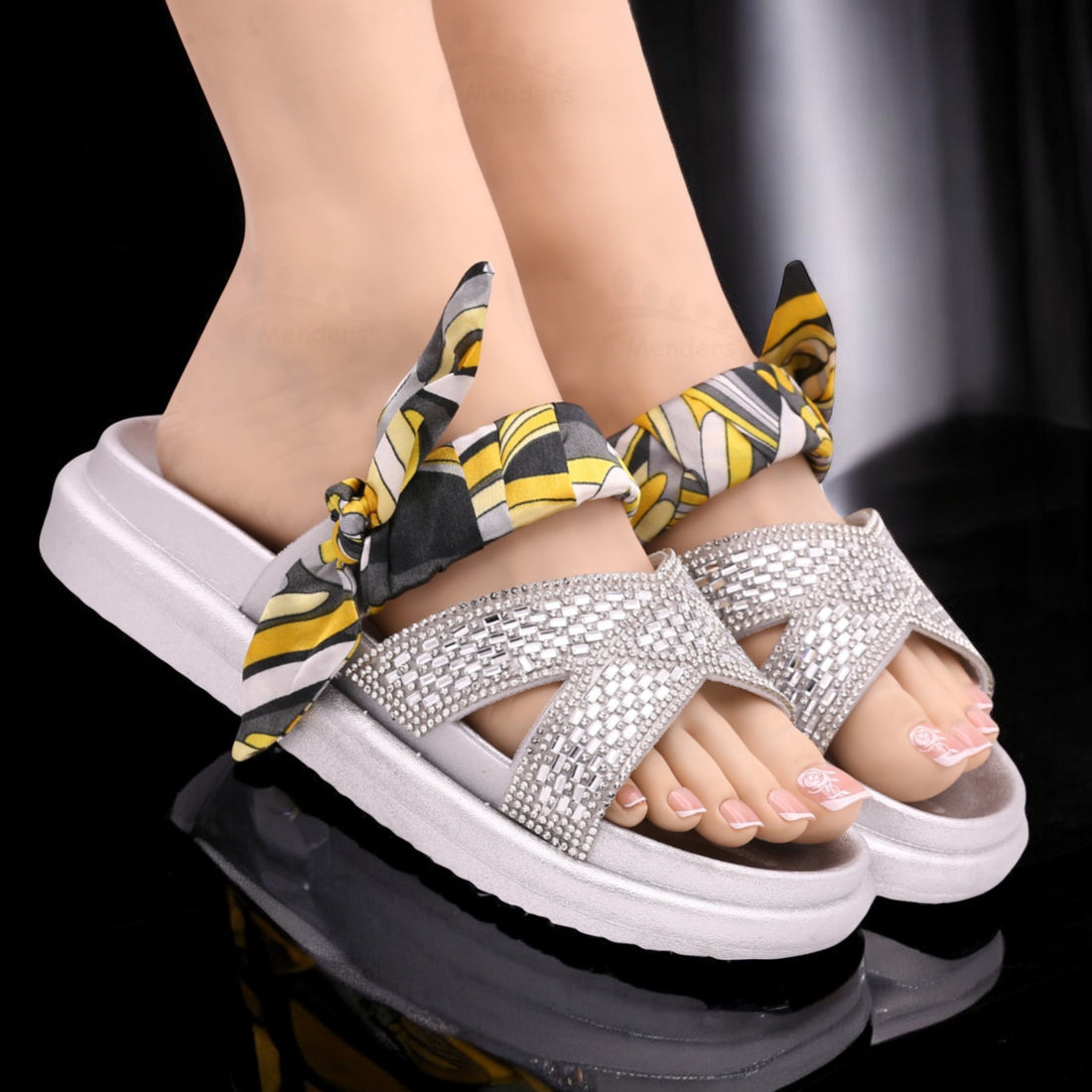 M0723 salisa slipper