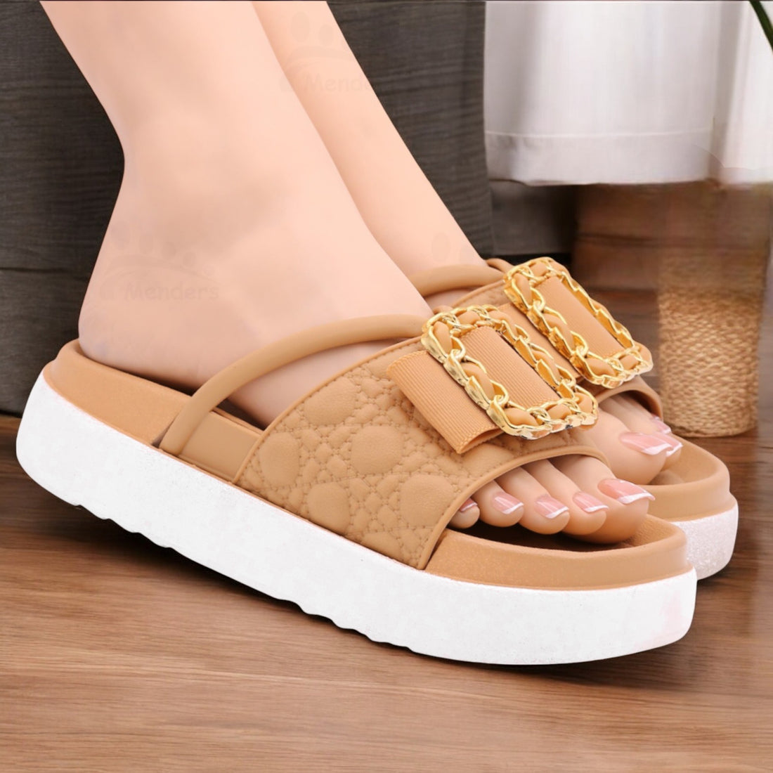 M0724 mnlo slipper