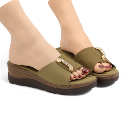 M0579 wedge slipper