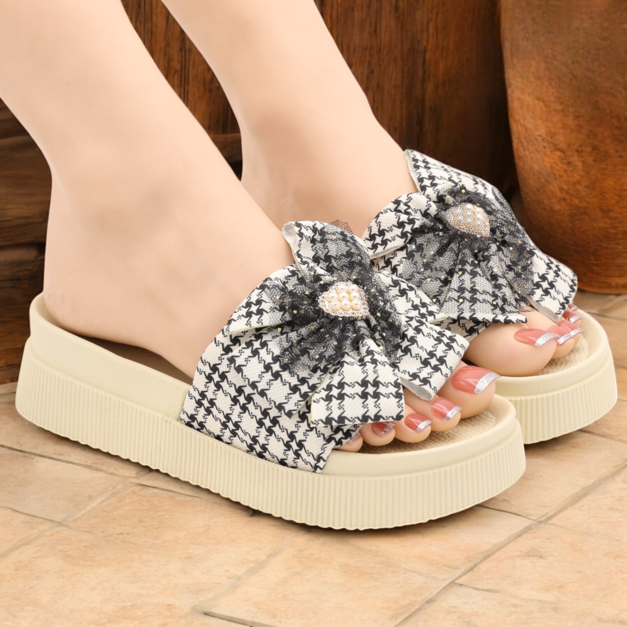 Bfly bow slipper