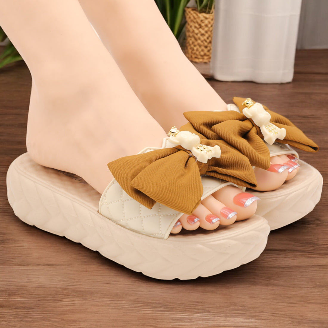 Abolia bow slipper