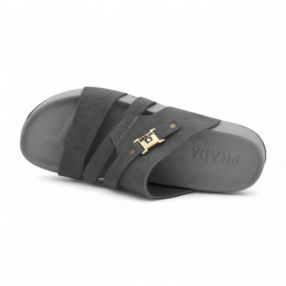 M0683 men slipper