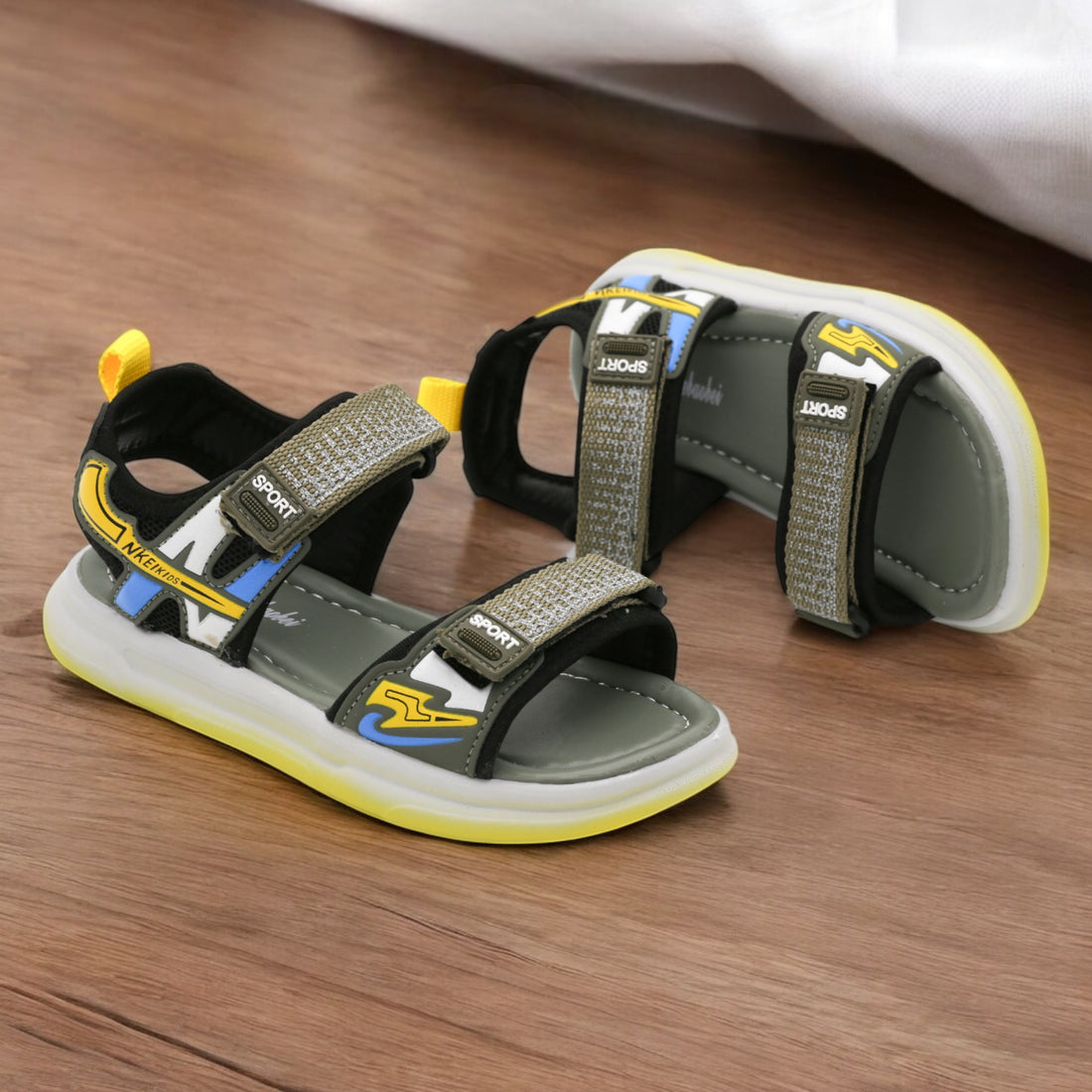 Kids A829 sandal