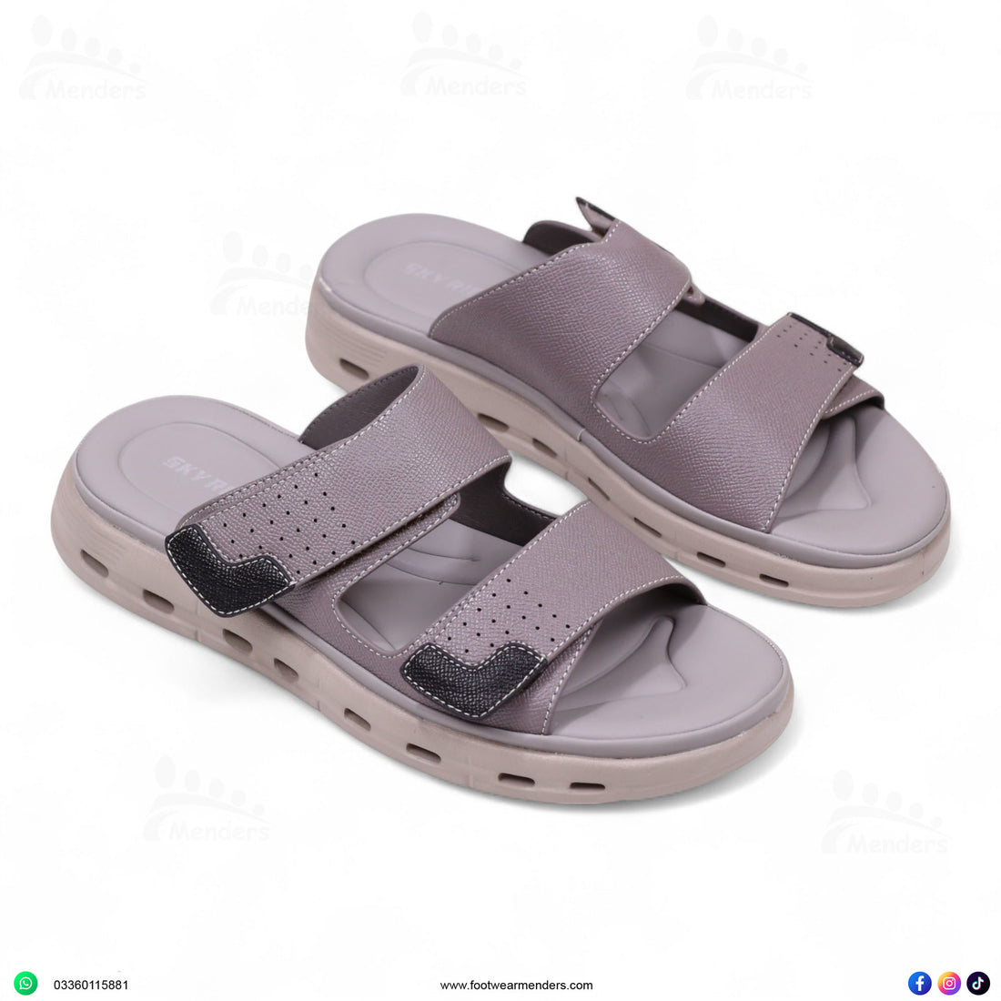 E80663 men slipper