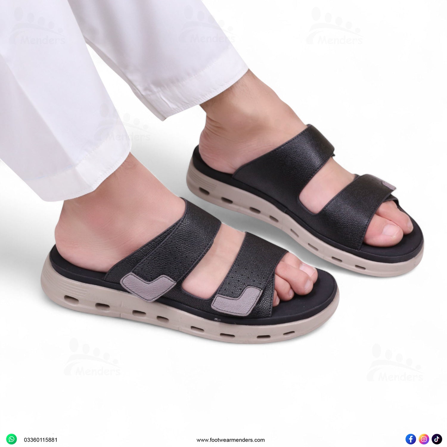 E80663 men slipper