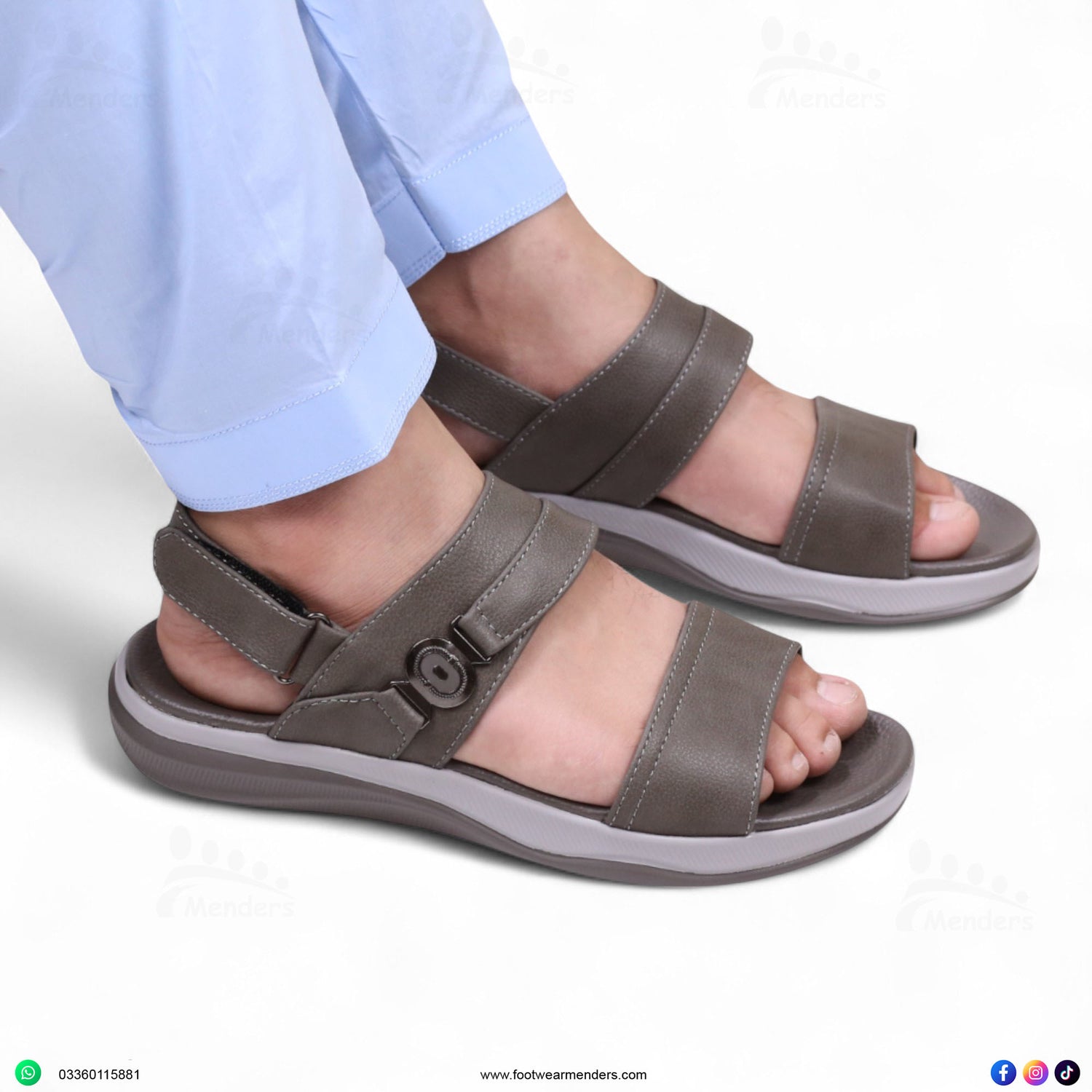 Mn91312A sandal