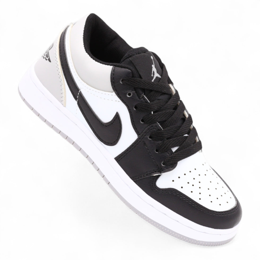 Tk0223 tick sneaker