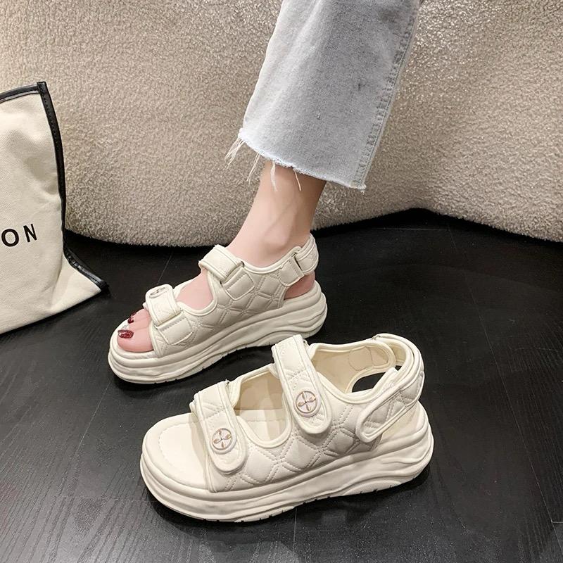 Kamisa sandal