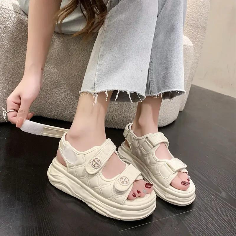 Kamisa sandal