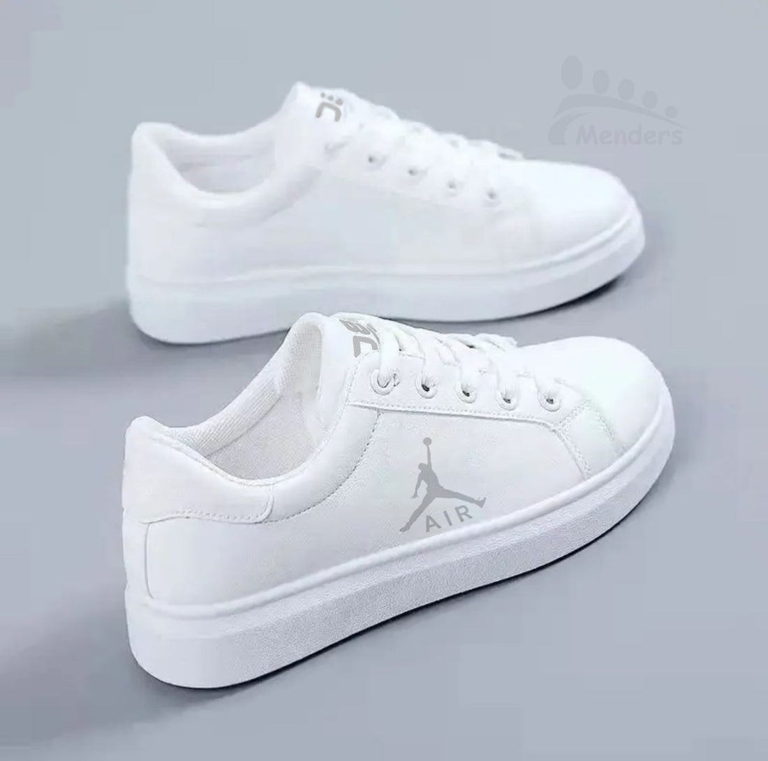 675 White Sneaker