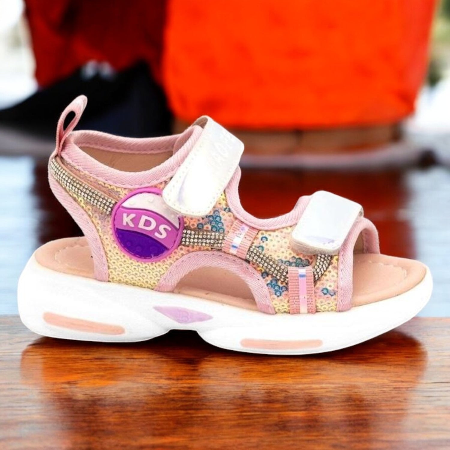 Kids patent sandal