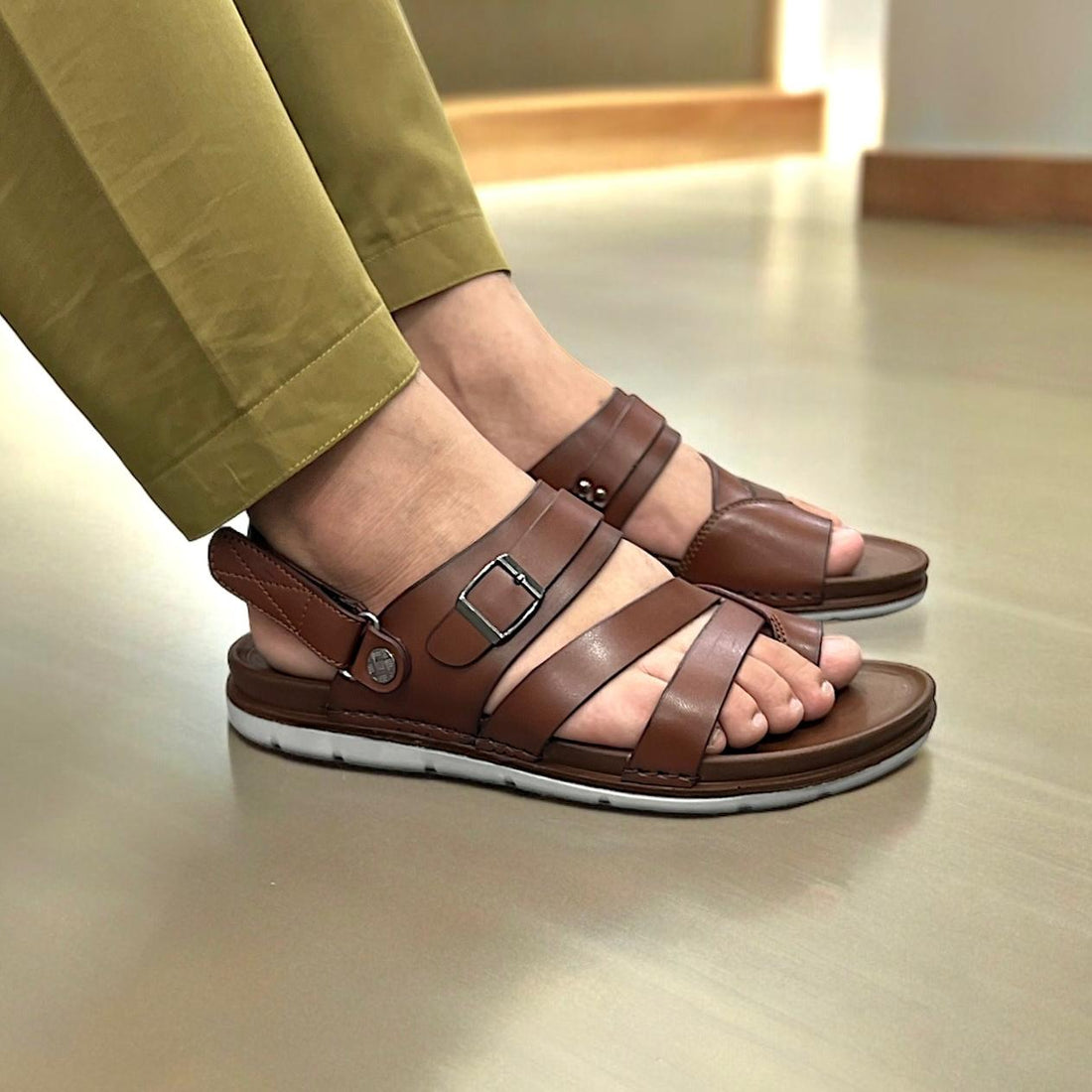 Legista  men sandal