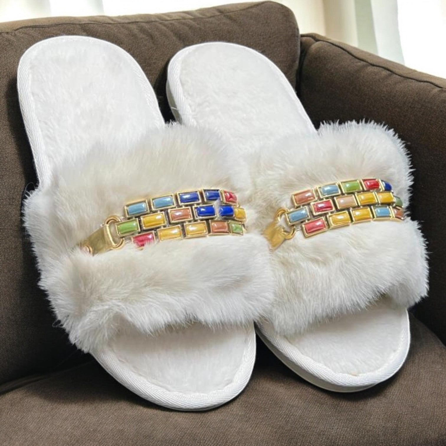 M0335 pearl slipper