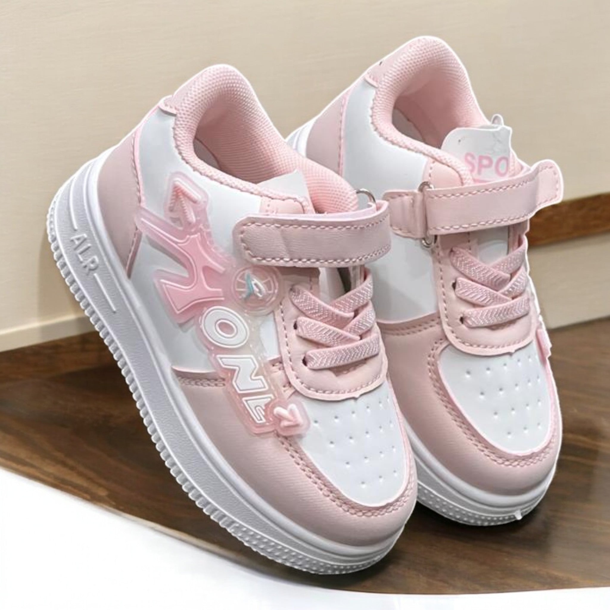 Kids pink shoes