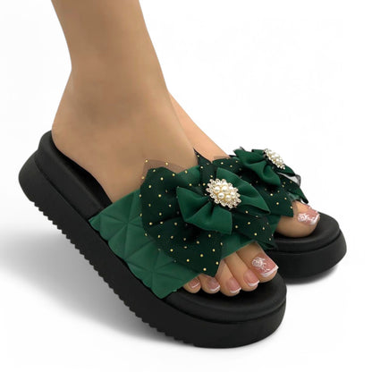 Perlisa bow slipper