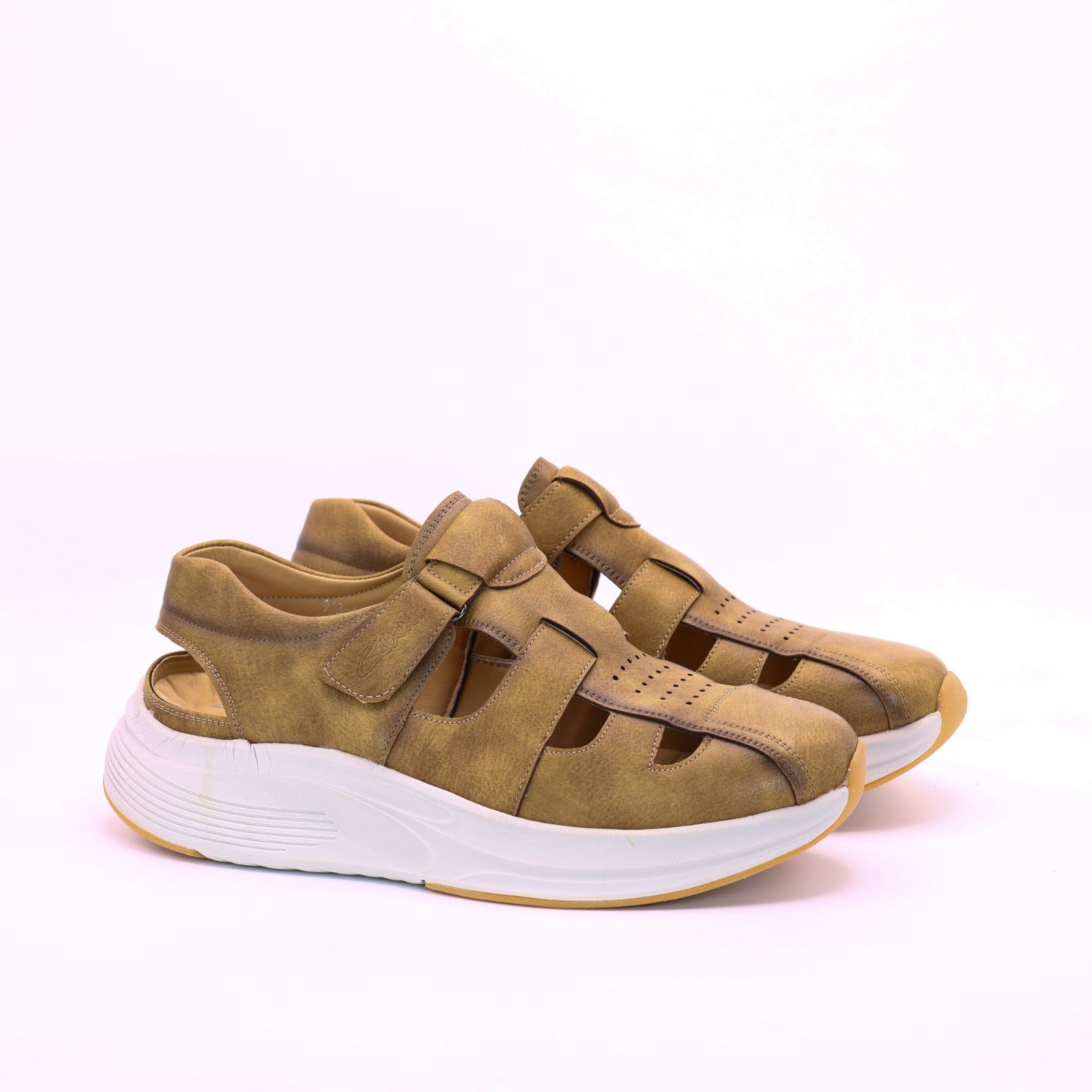 M011682 soft sandal