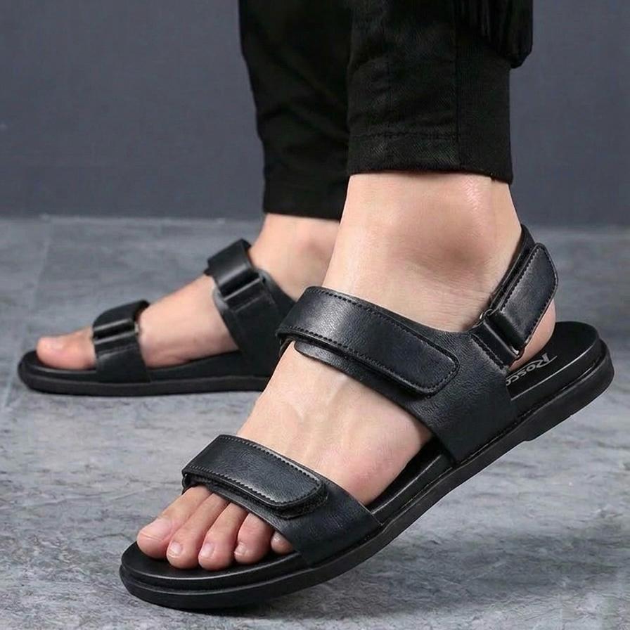 M011815 men sandal