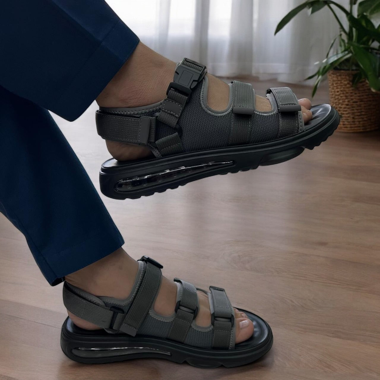 DT018 men sandal