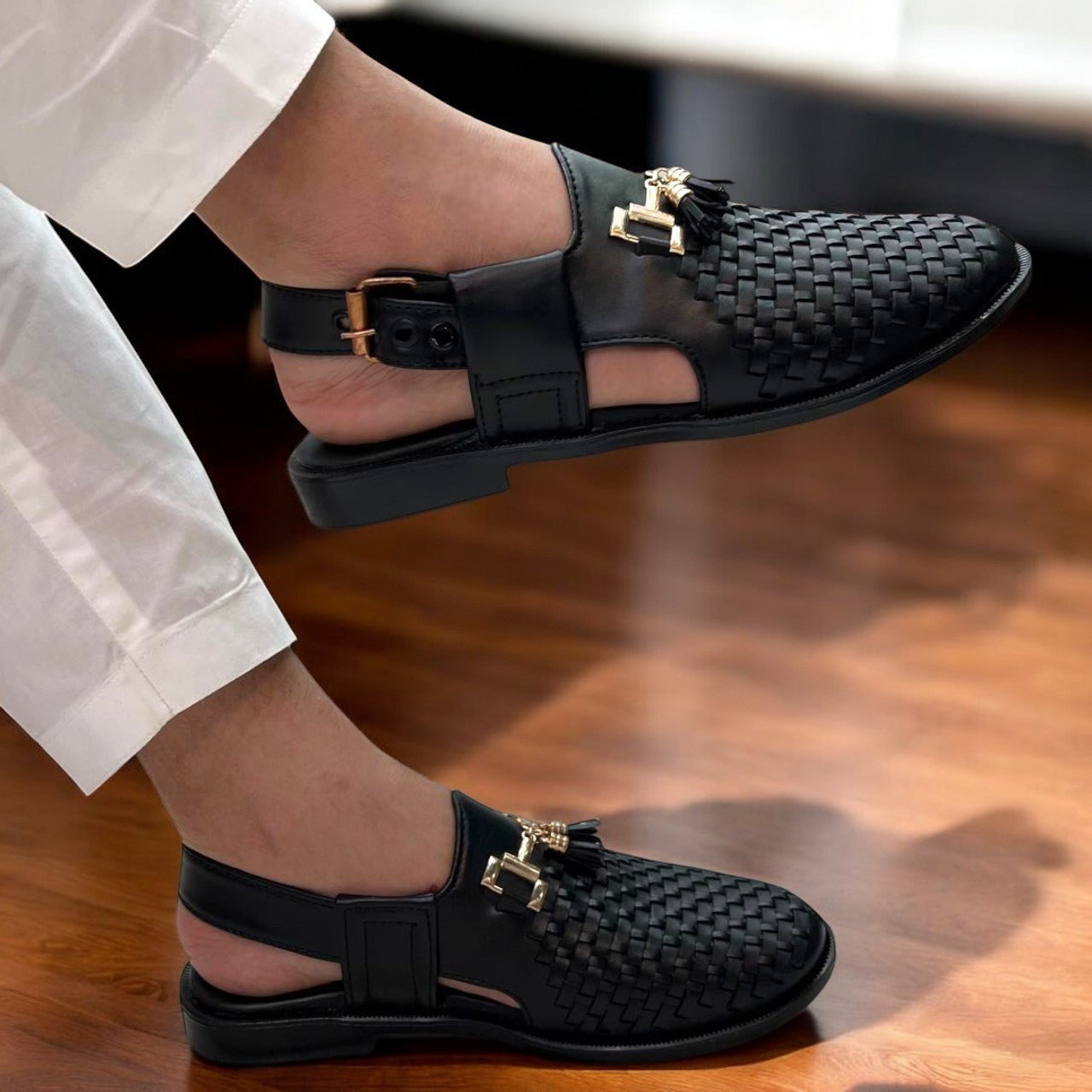 M0693 men sandal
