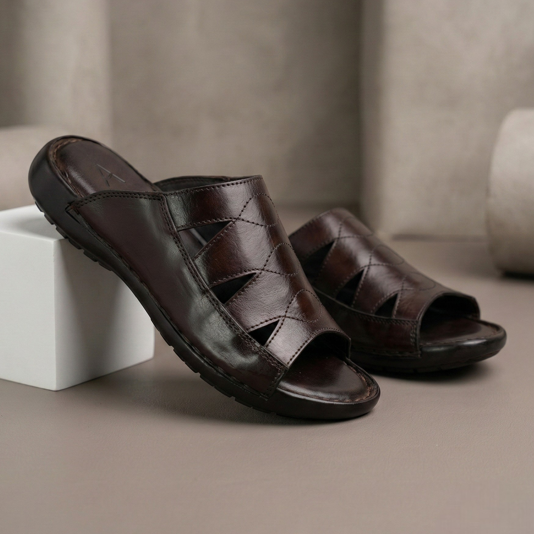 Men03  leather slipper