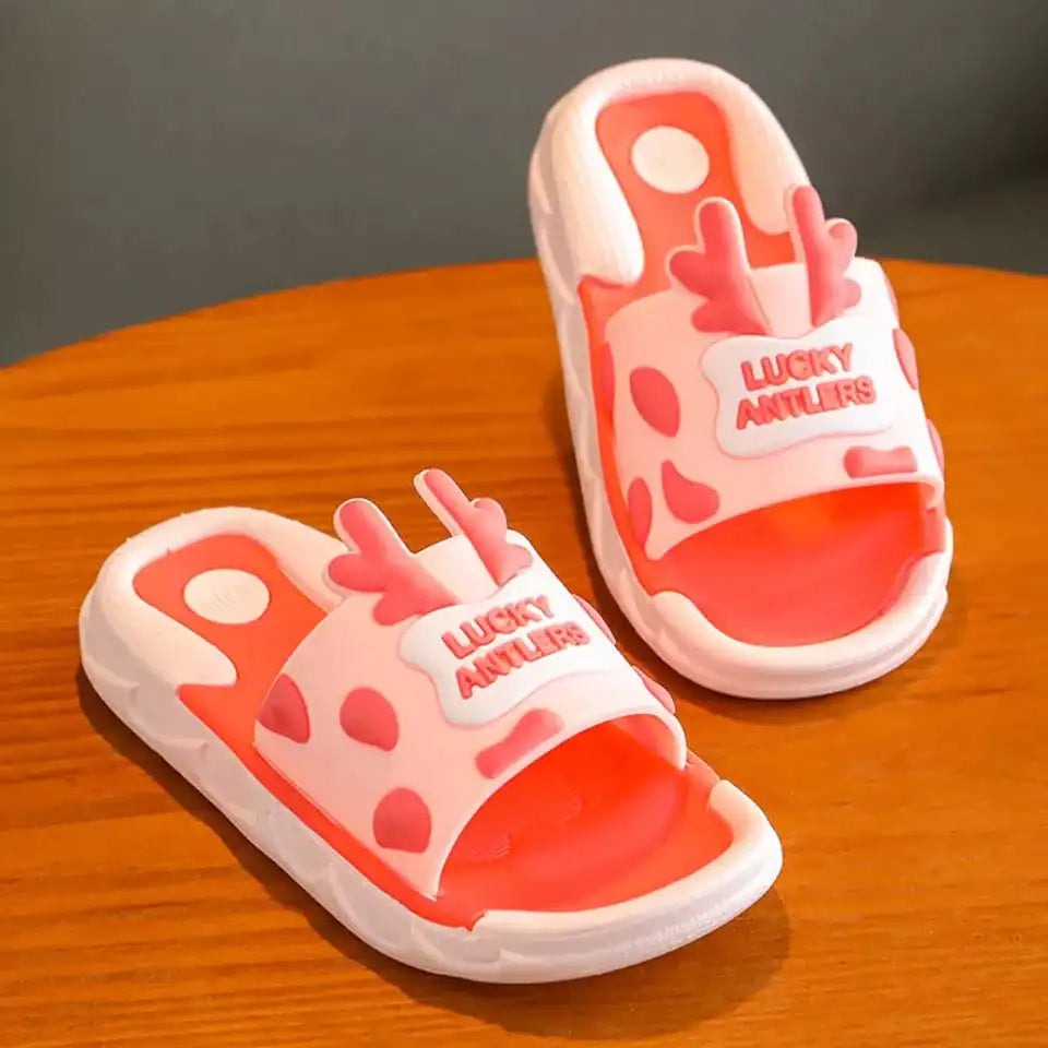 Kids antlr slipper